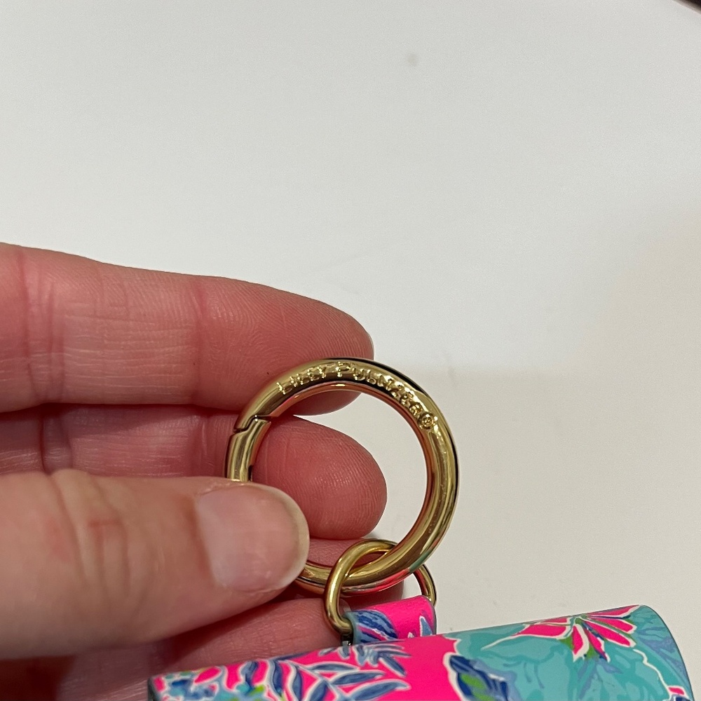 Authentic Lilly Pulitzer AirPods Pro Case - Picture 3 of 5